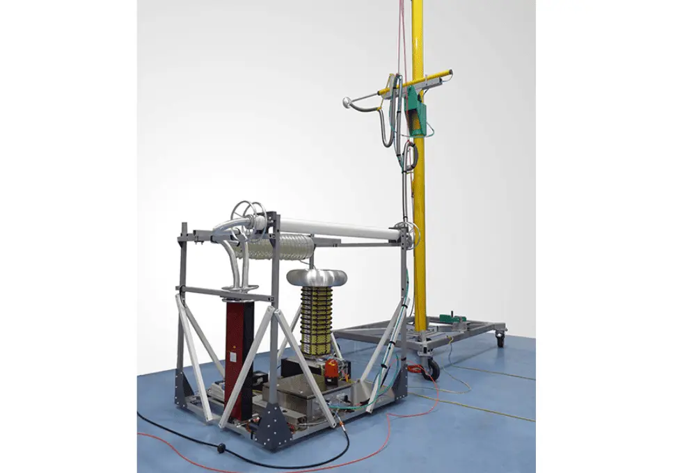 HELICOPTER 300KV ESD TEST SYSTEM 2